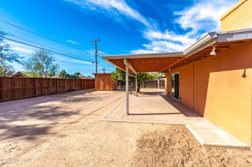 4718 Montecito St, Tucson AZ  85711-4330 exterior