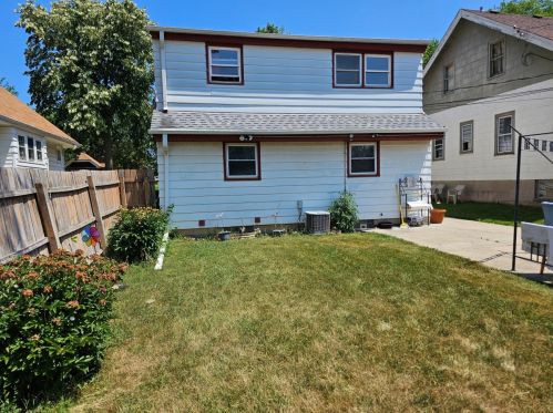 4537 38th St, Milwaukee WI 53209-5913 exterior