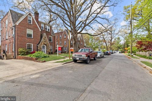 719 Erie Ave, Silver Spring MD  20912-6359 exterior