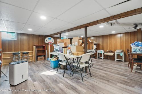 13 Lloyd Ave, West Long Branch NJ 07764-1130 exterior