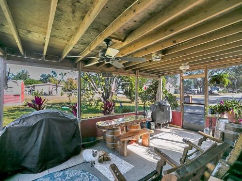 1 Pierce Ave, Orlando FL 32809-4945 exterior