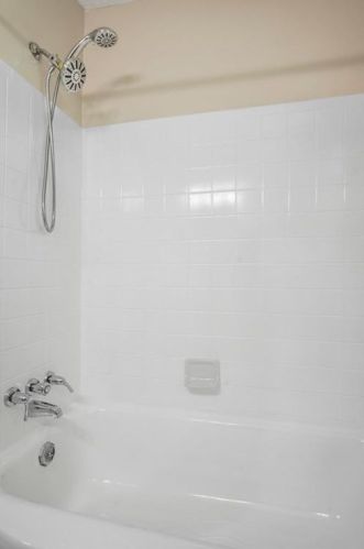 1689 Laurelwood Dr, Atlanta GA 30311-3800 exterior