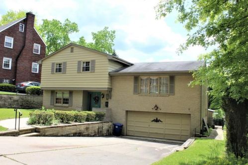 4610 Norma Dr, Pittsburgh, PA 15236-2450