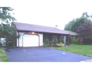 20 Mckinley St, Edison NJ  08820-1760 exterior