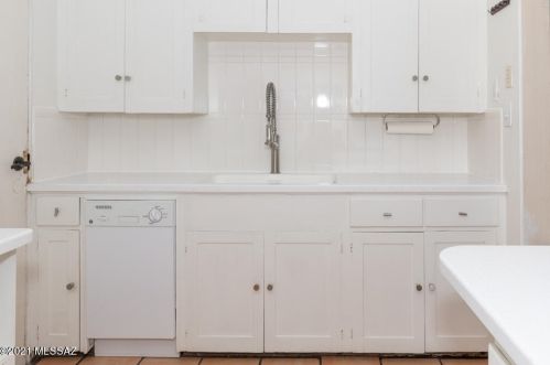 1710 Grant Rd, Tucson AZ 85712-2237 exterior