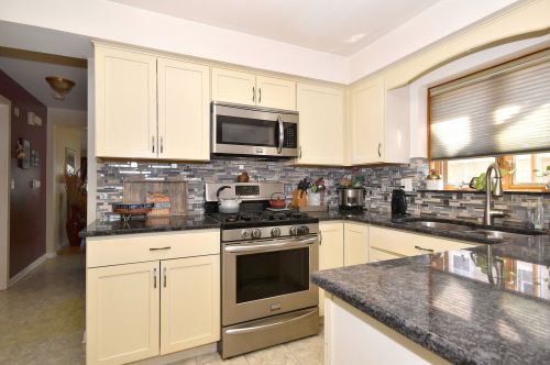 2616 74 Ct, Chicago IL 60707-3730 exterior