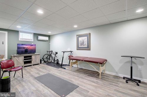 60 Radcliffe Dr, Huntingtown MD 20639-8701 exterior