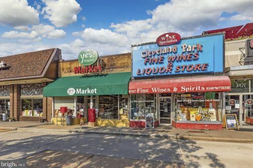 3701 Connecticut Ave, Washington DC  20008-4553 exterior