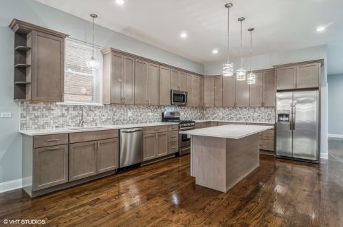 912 Monticello Ave, Chicago IL  60651-3949 exterior