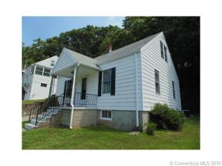 43 Coppola Ter, Derby, CT 06418-1103