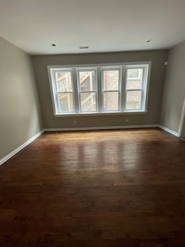 8236 Ellis Ave, Chicago IL 60619-5502 exterior