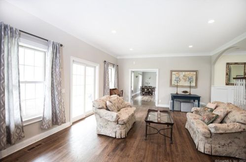 38 Old Nursery Dr, Wilton CT 06897-3831 exterior