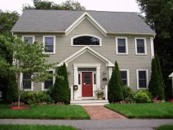 38 Grayson Ln, Newton, MA 02462-1009