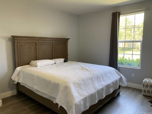 1506 Valencia Ave, Tustin CA 92782-1816 exterior