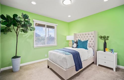 1871 Bryan Ave, Tustin CA 92780-4703 exterior