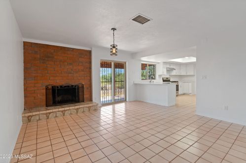6320 Oriole Cir, Tucson AZ 85746 exterior