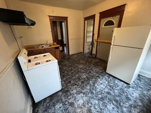 2126 Clarke St, Milwaukee WI  53206-1516 exterior