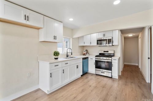 247 Earlham St, Orange CA  92869-4017 exterior