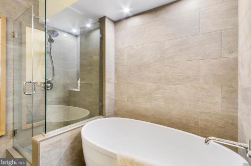 122 Christian St, Philadelphia PA 19147-3612 exterior