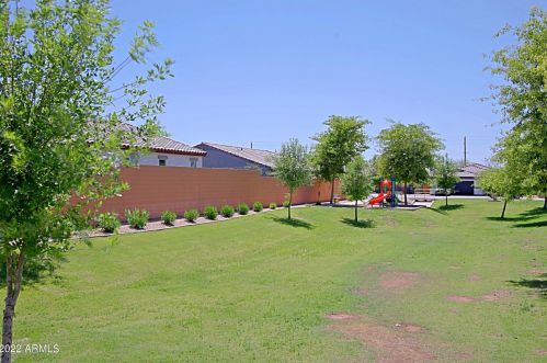 6426 38 Dr, Phoenix AZ 85029-2007 exterior