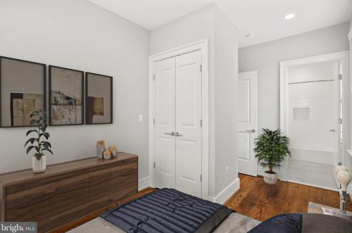 420 3rd St, Washington DC  20003-1930 exterior