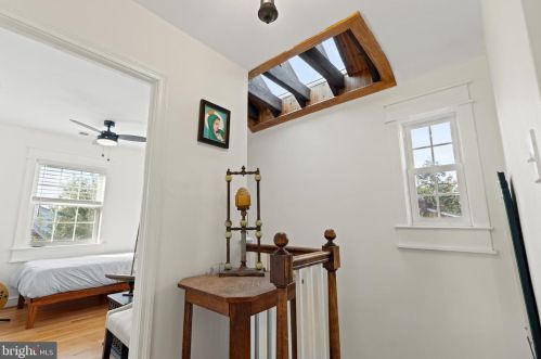 116 Moncure Dr, Alexandria VA 22314-4965 exterior