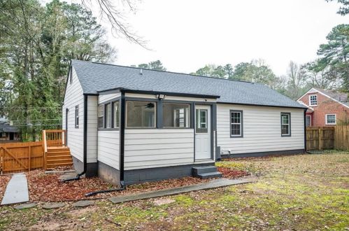 1430 Centra Villa Dr, Atlanta GA  30311-3426 exterior