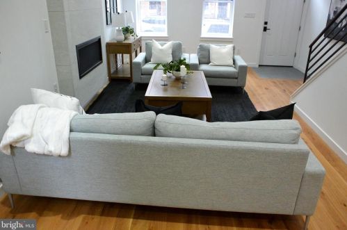 628 19 St, Philadelphia PA 19121-4120 exterior