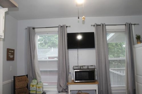 95 Park Ave, Woonsocket RI 02895-4511 exterior