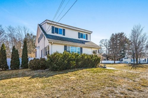 87 Pleasant St, Methuen, MA 01844-7123