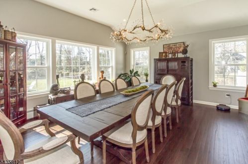 3 Marion Ln, Scotch Plains NJ 07076-2924 exterior