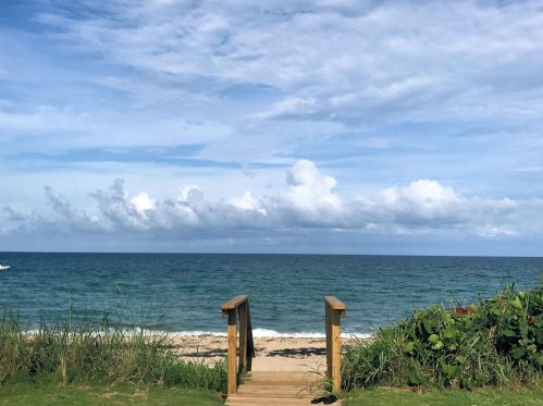 11 Surf Rd, Boynton Beach FL exterior