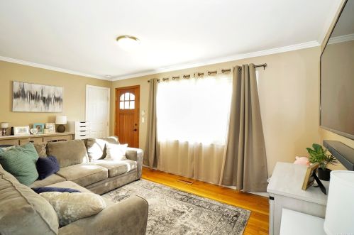 118 12 St, Huntington Station NY 11746-2521 exterior