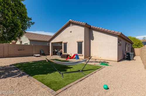 33712 26 Ave, Phoenix AZ 85085-5060 exterior