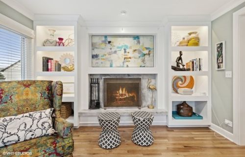 811 Willow Rd, Elmhurst IL  60126-1331 exterior