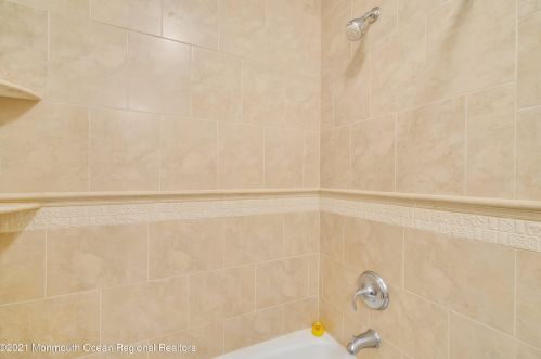 80 Storm Jib Ct, Berkeley Township NJ 08721-1417 exterior