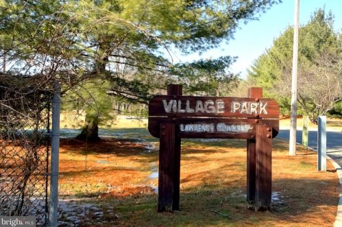 25 Jasmine Ct, Trenton NJ 08648-4808 exterior