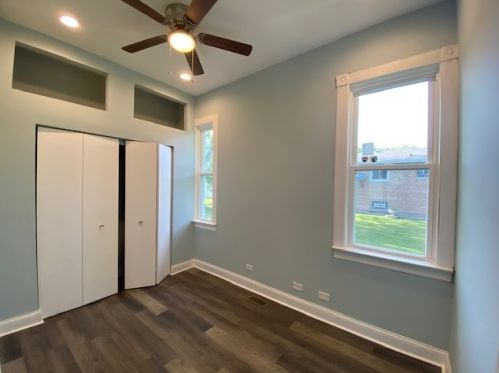 12524 Wood St, Chicago IL 60827-5931 exterior