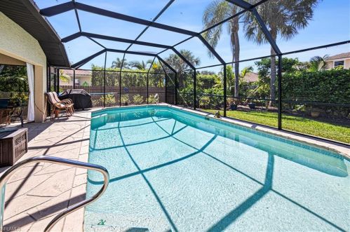 397 Ashbury Way, Naples FL 34110-1300 exterior