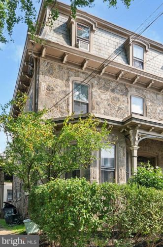 5911 Greene St, Philadelphia PA 19144-2540 exterior