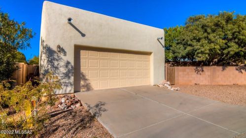 10432 Roylstons Ln, Tucson AZ 85747-5853 exterior