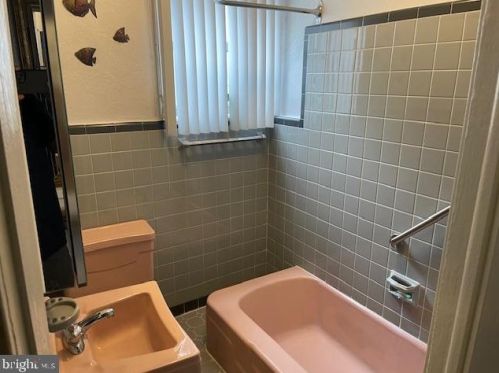 2545 Alder St, Philadelphia PA 19148-4908 exterior