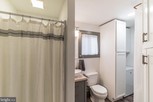 1344 29 St, Philadelphia PA 19146-3708 exterior