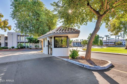 5221 24th St, Phoenix AZ  85016-3589 exterior