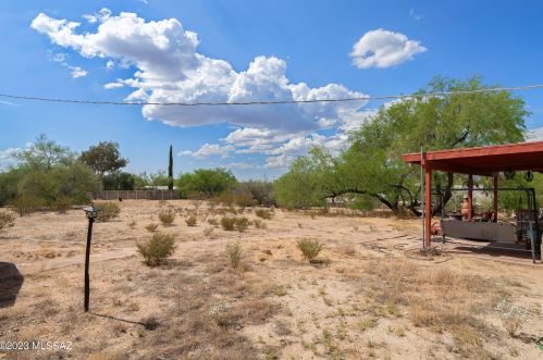 8435 La Oesta Ave, Tucson, AZ 85704-3413