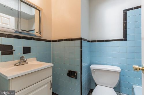 1232 Elson Rd, Chester PA 19015-1920 exterior