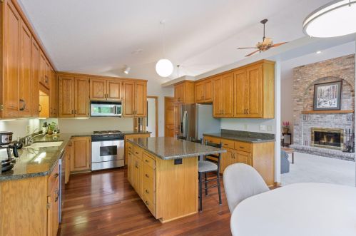 4429 Dorchester Dr, Saint Paul MN 55129-9570 exterior