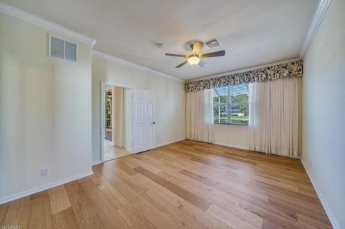 5615 Lago Villaggio Way, Naples FL 34104-5740 exterior