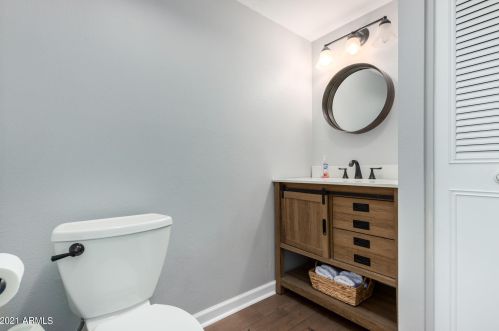 2035 Elm St, Phoenix AZ 85033-1101 exterior