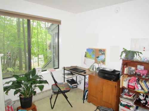 374 Trailsend Dr, Torrington CT 06790-2246 exterior